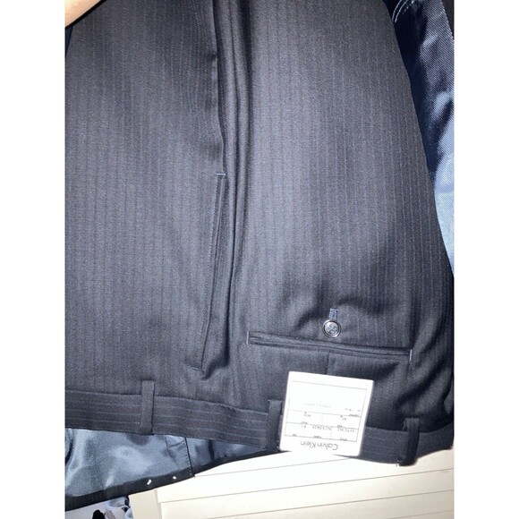 NWT Calvin Klein Navy Pinstripe Suite - 42R & 36W Pants. Unhemmed To Tailor To U - Picture 7 of 8